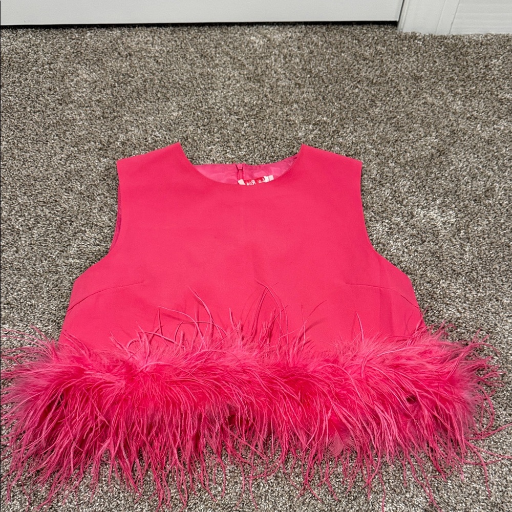Chic Pink Feathered Sleeveless Top